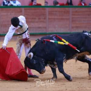 Manuel Domínguez porte la Chaussure d'Argent à Arnedo