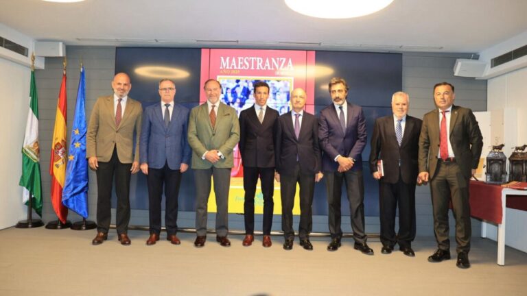 Caja Rural del Sur remet les XX Prix Taurins Pepe Luis Vázquez
