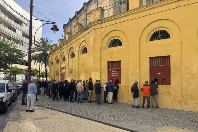 La Foire du Cheval démarre avec de grandes files d'attente au box-office et une forte demande en ligne