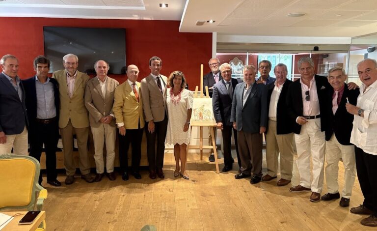 David de Miranda récupère le prix de l'Espartaco Tertulia à l'Hôtel Colón