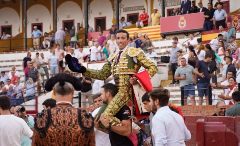 Grande porte vers la vérité et livraison de David de Miranda à Teruel