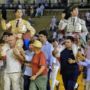 Manuel León et Israel Guirao, deux épis chacun, à un niveau élevé lors de la Finale de Séville