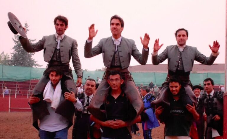 Triple grande porte en Porzuna ; Cirugeda et Pedro Andrés, les deux oreilles à Beaucaire


