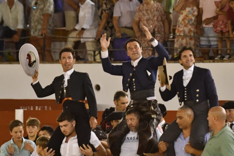 Andy Cartagena, Diego Ventura et Leonardo Hernández conquièrent Antequera à cheval