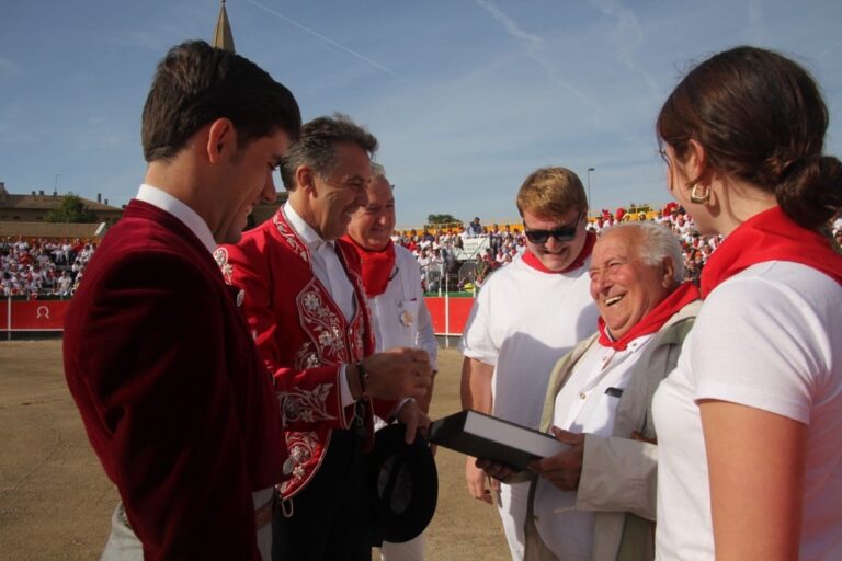 Ángel Equísoain, rejoneador et homme d'affaires taurin navarrais, est décédé