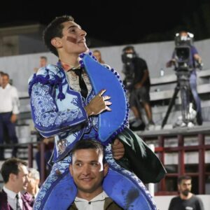 David Gutiérrez triomphe dans son piège à Montánchez ; López Ortega, deux oreilles à Collado Mediano…