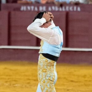 José Antonio Lavado coupe sa queue de cheval à Malaga