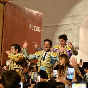 La fermeté de De Miranda et Víctor Hernández et le travail de De Justo à Linares