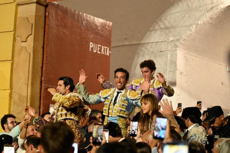 La fermeté de De Miranda et Víctor Hernández et le travail de De Justo à Linares