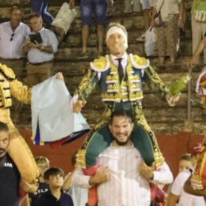 Le génie de Ferrera, le parcours d'El Fandi et le courage d'Escribano sur les épaules à Azuaga
