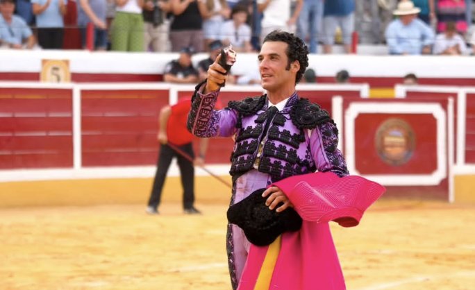 Morenito et Álvaro Lorenzo triomphent avec les « adolfos » ; succès de Jarocho, Sebastián Fernández, José María Martín, Funtanet...


