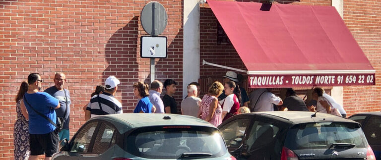 Super ambiance à la vente des billets pour la Foire taurine de Sanse


