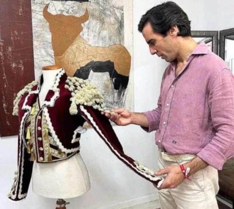 Juan Ortega ressuscite l'histoire: il fera ses débuts à Ronda avec un costume goyesque, résultat de ses propres recherches académiques


