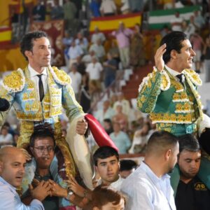Après-midi explosif pour David de Miranda à Écija avec une bonne éjaculation de Luis Algarra