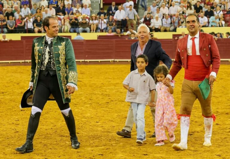 Clôture émotionnelle de la saison à Lisbonne avec une corrida à l'ancienne


