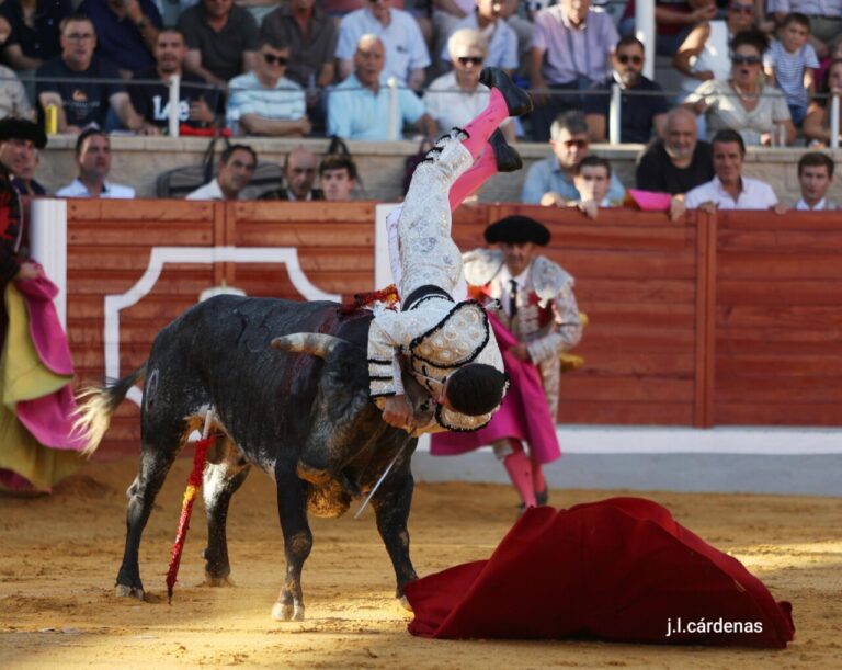 Deux vilaines baises avec Jesús Romero


