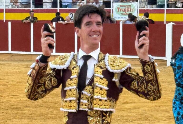 Esaú Fernández, déclaré vainqueur de la Foire de Tomelloso


