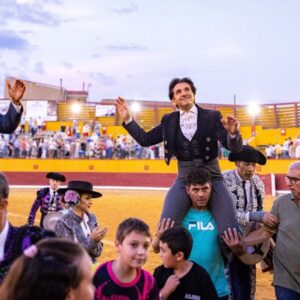 Galán, Ventura et Guillermo Hermoso, fête taurine à cheval à Almodóvar del Campo
