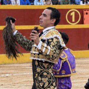 Important Joaquín Galdós à Tacabamba: pardon et vainqueur de la foire