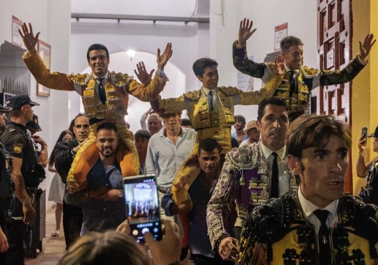 Melilla bat le torero avec Escribano, Emilio de Justo et Marco Pérez


