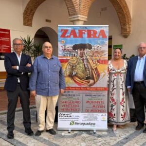 Morante dirige les affiches de la Foire de San Miguel de Zafra