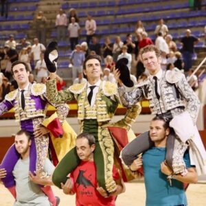 Séance plénière de Tomás Rufo à Abarán, sur les épaules de Perera et El Payo