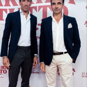 Enrique Ponce, David de Miranda, Esaú Fernández, Ortega Cano… à la première de « Arriba Tutto! » par José Mota