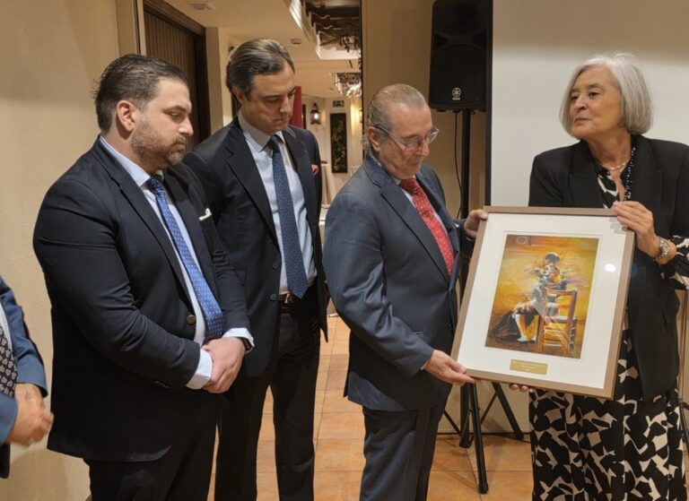 L'entreprise Arjona, récompensée par le II Prix "Al Silence" du Club Taurin de Séville


