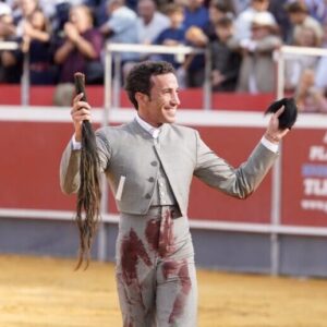 David de Miranda, deux autres oreilles et queue du cinquième à Trigueros