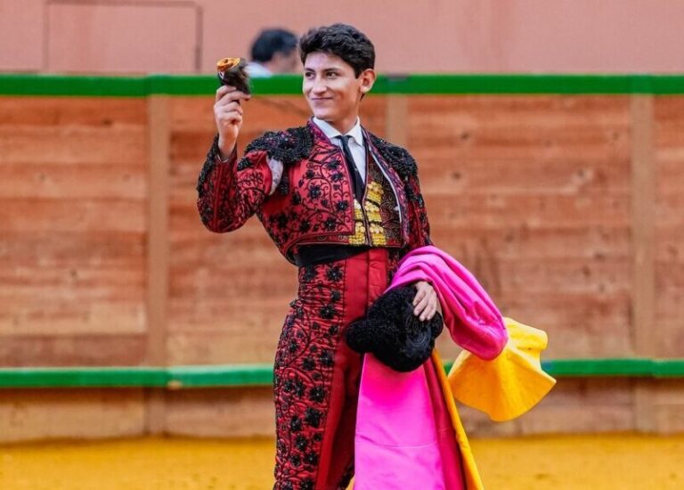 Emiliano Osornio, Álvaro Serrano et Manuel Domínguez, oreille pour tresse à Arnedo


