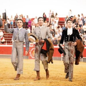 Exposition de David de Miranda avec Ponce et Guillermo Luna à Trigueros