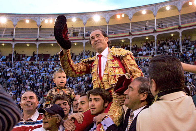 Luis Francisco Esplá, Agustín et Arancha Montes, Íñigo Gamazo..., aux Rencontres de l'Association El Toro


