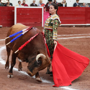 Miriam Cabas, présente à la corrida des vainqueurs à Guadalajara