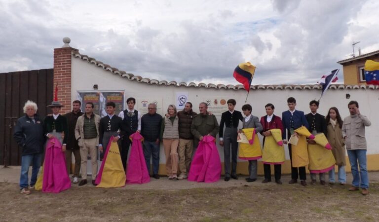 Salvador Santoyo, vainqueur du premier concours sans chevaux du roi Juan Carlos Ier