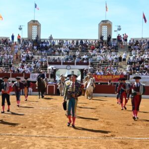 Vic-Fezensac présente sa foire et en définit les dates et la structure